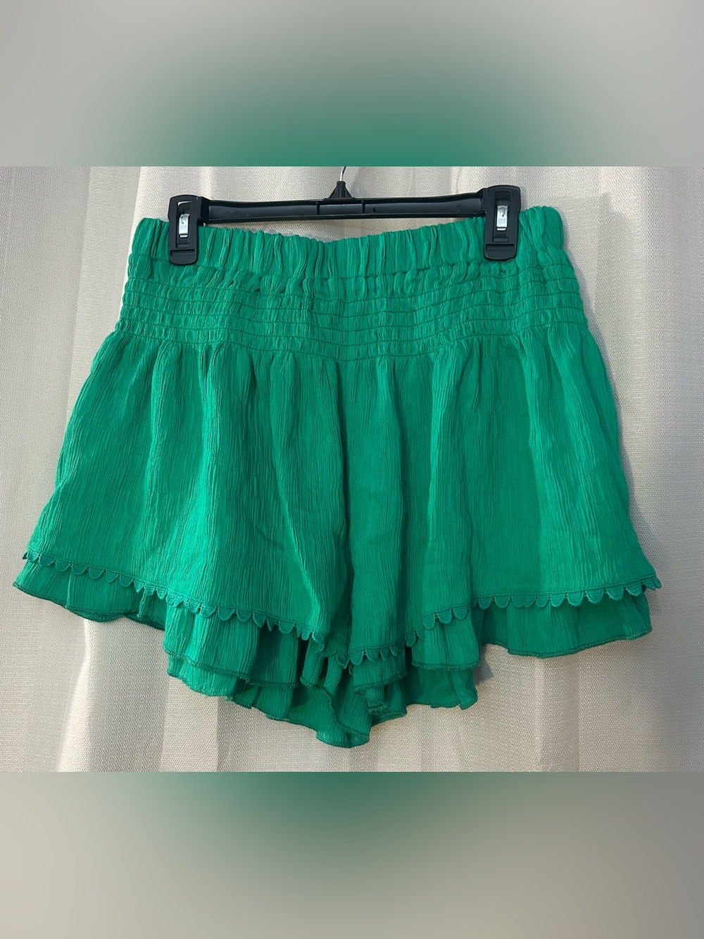Umgee Green Sloan Ruffle Shorts Smocked Waist Boho Scalloped Tiered L